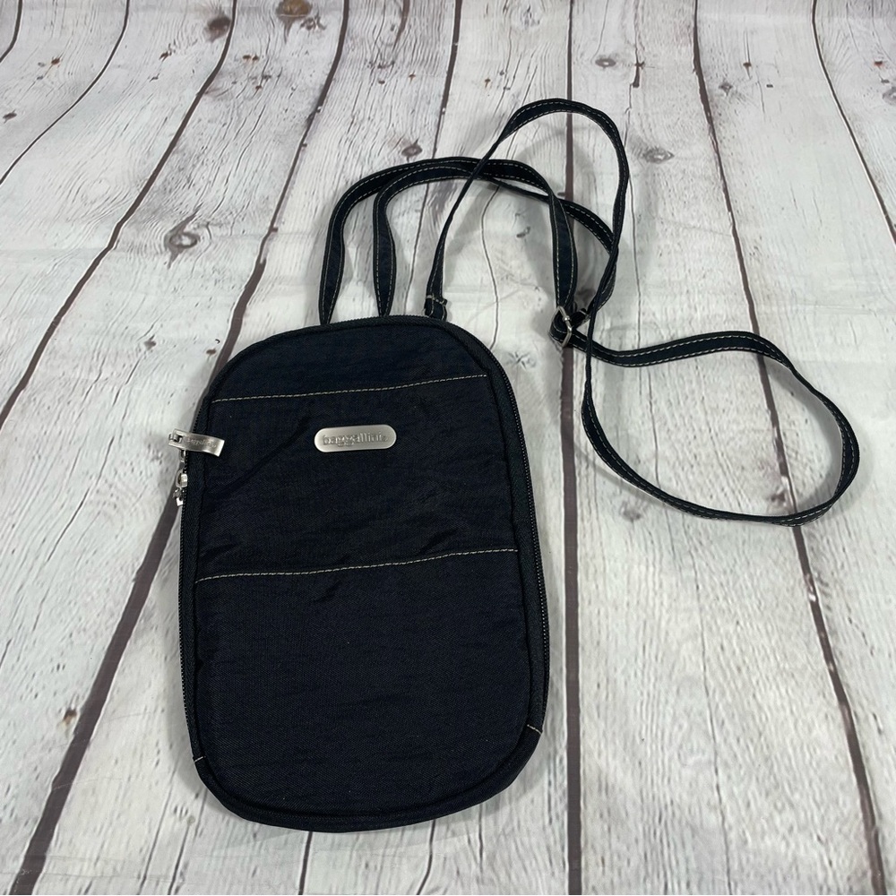 Baggallini Pocket Bagg Travel Wallet/Passport Holder Crossbody Bag Black